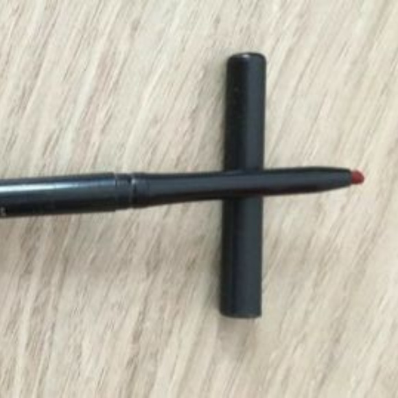 NIB MAC Cremestick lip Liner RED ENRICHED full sz - Picture 6 of 7